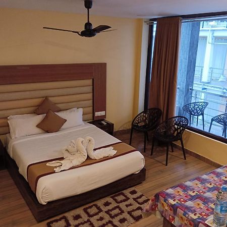 Royal Villa Beach Resort Govind Nagar Exterior foto