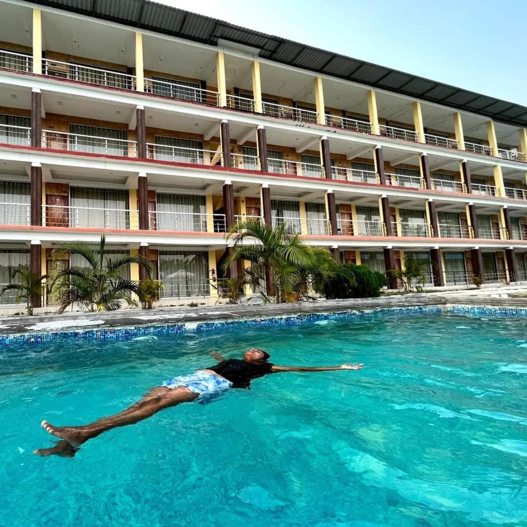 Royal Villa Beach Resort Govind Nagar Exterior foto